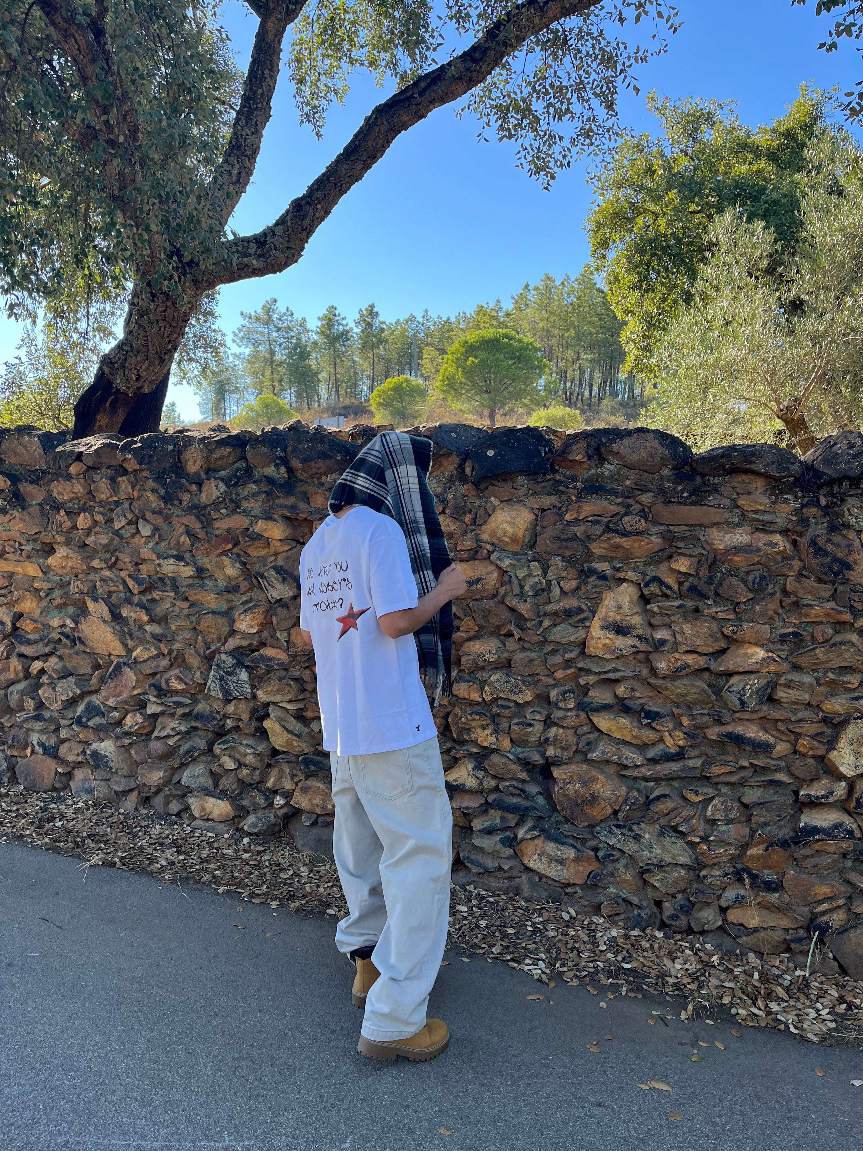 Camiseta Oversize Who are you?