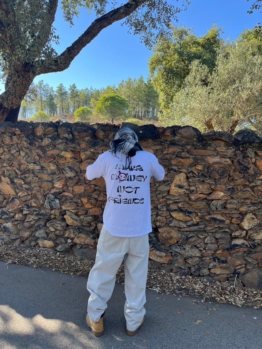 Camiseta Oversize M M N Friends