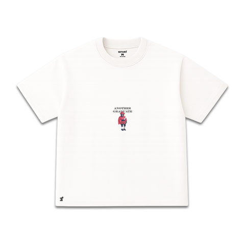 Camiseta Oversize Another Graduate